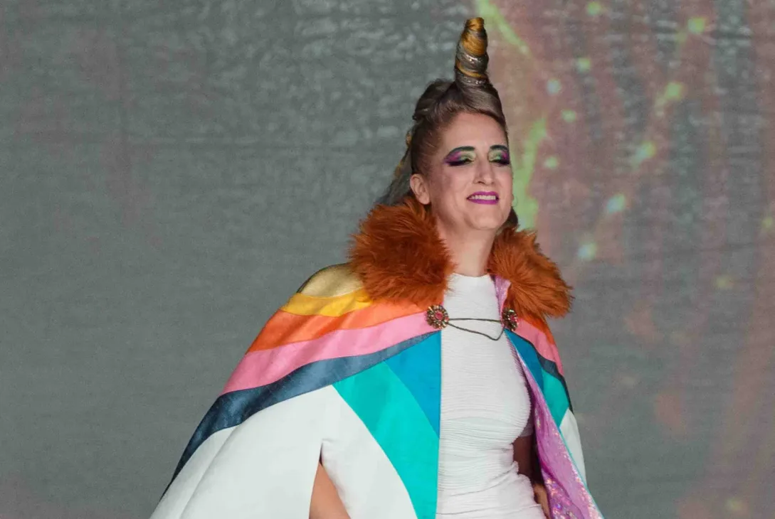 A Horsey of a Differeny Color - She-Ra (Design by Christine Geiger) | Her Universe Fashion Show 2019