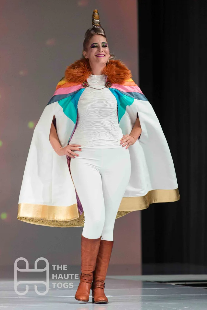 A Horsey of a Differeny Color - She-Ra (Design by Christine Geiger) | Her Universe Fashion Show 2019