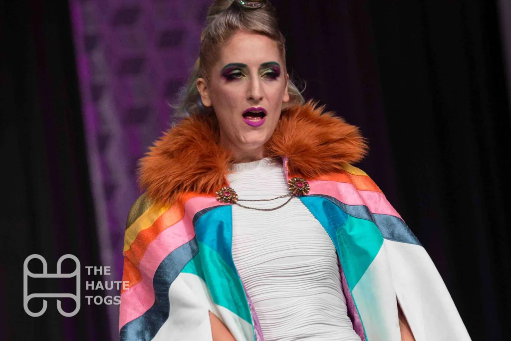 A Horsey of a Differeny Color - She-Ra (Design by Christine Geiger) | Her Universe Fashion Show 2019