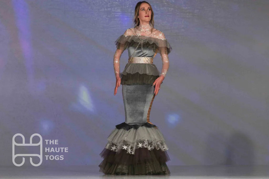 Heart of Kyber - Star Wars (Design by Kimberly Burns) | Her Universe Fashion Show 2019