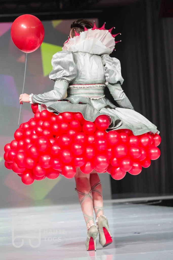 IT Girl - Stephen King’s IT (Design by Samantha Strickland) | Her Universe Fashion Show 2019