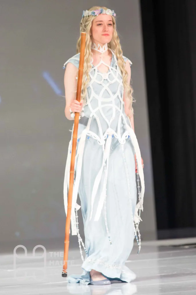 The Lady of Lórien and Light - Lord of the Rings (Design by Kathryn Henzler) | Her Universe Fashion Show 2019