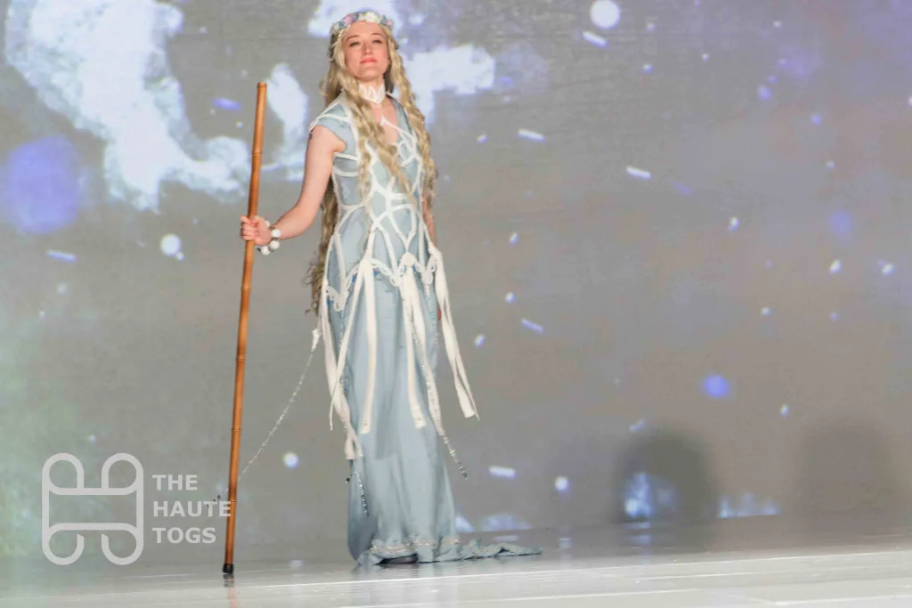 The Lady of Lórien and Light - Lord of the Rings (Design by Kathryn Henzler) | Her Universe Fashion Show 2019